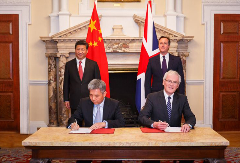 2015年10月21日，在习近平同志和英国首相卡梅伦的共同见证下，中国广核集团和法国电力公司正式签订英国新建核电项目的投资协议。